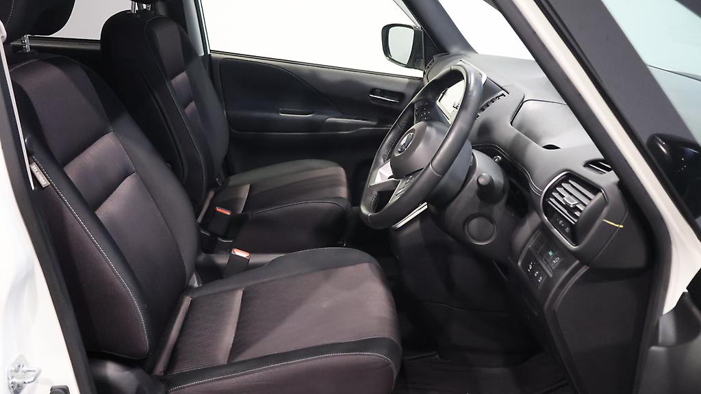 2016 Nissan Serena Hybrid Highway Star Pro-Pilot Edition image 319439