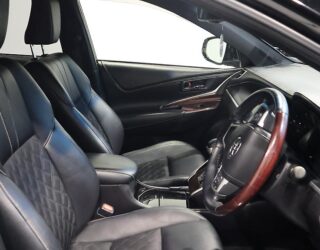 2014 Toyota Harrier Leather, Reverse Camera, NZ Radio image 310327