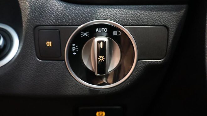 2014 Mercedes-benz A 180 Low KMs image 310850