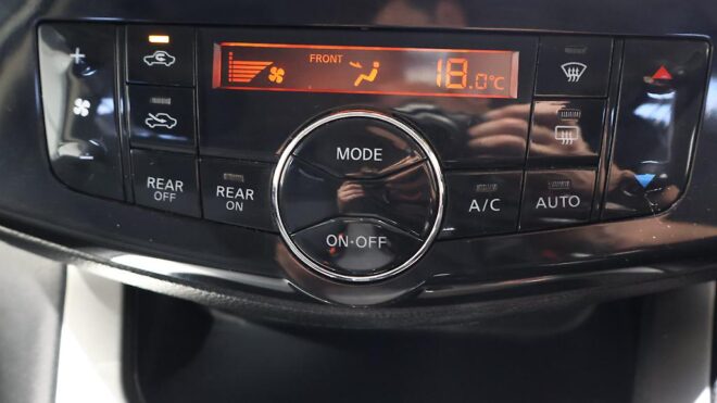 2013 Nissan Serena S-HYBRID Highway Star, Cruise Control, Reverse Camera image 310234