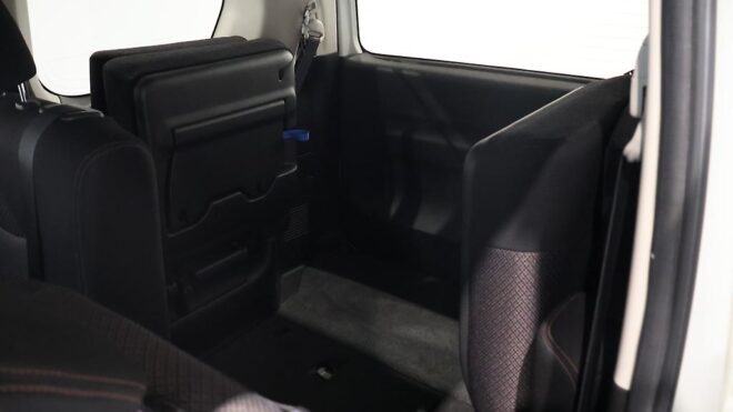 2013 Nissan Serena Highwaystar S-Hybrid image 311470