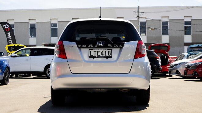 2009 Honda Fit S model slick design image 309430