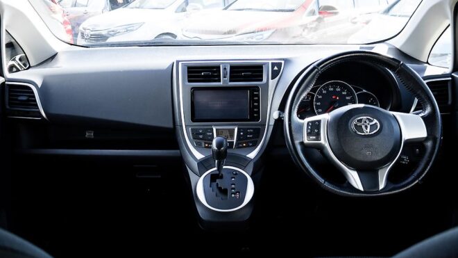 2014 Toyota Ractis S Model , Reverse camera, Cruise Control, Push Start image 309658