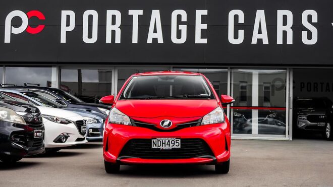 2015 Toyota Vitz F spec, Reverse camera, Push Start image 313086