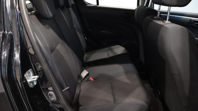 2013 Suzuki Swift GL 1.4 5 Speed Manual image 309278