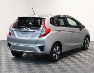 2016 Honda Fit F Package Reverse Camera – Steering Wheel Controls image 312233