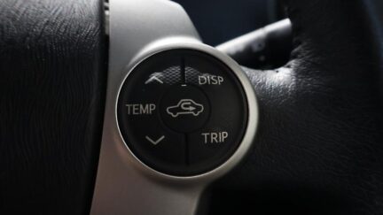 2014 Toyota Aqua Push Button Start image 319117