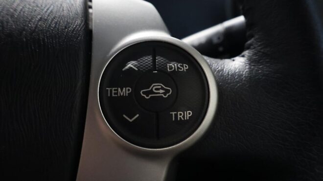 2014 Toyota Aqua Push Button Start image 319117