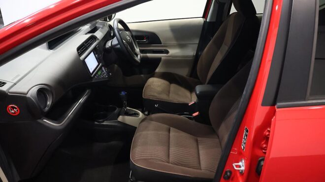 2014 Toyota Aqua Push Button Start image 319104