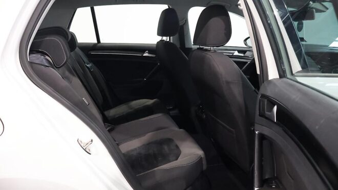 2014 Volkswagen Golf 1.4L TSI Highline OZ Racing Wheels image 311883