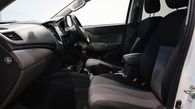 2018 Mitsubishi Triton D/CAB GLXR 2.4D/6MT image 309317