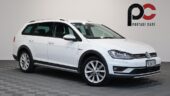 2016 Volkswagen Golf TSI ALLTRACK, NZ Radio image 310003