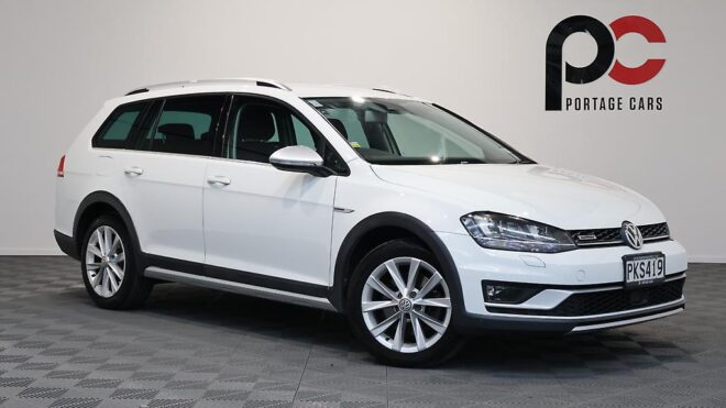 2016 Volkswagen Golf TSI ALLTRACK, NZ Radio image 310003