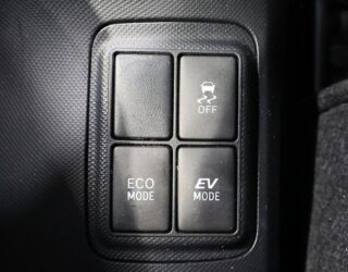 2015 Toyota Aqua S Model, Push Start, Reverse Camera, Super Low KMS image 313716