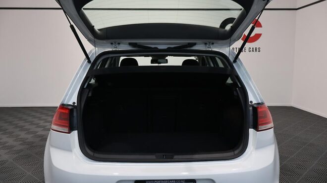 2014 Volkswagen Golf 1.4L TSI Highline OZ Racing Wheels image 311879