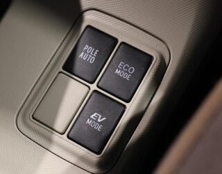 2012 Toyota Aqua G Model, Push Start Low Kms image 311599