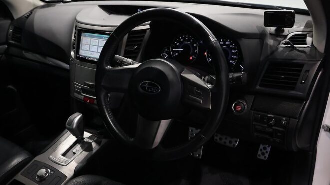 2010 Subaru Legacy 2.5 GT Sedan image 313199