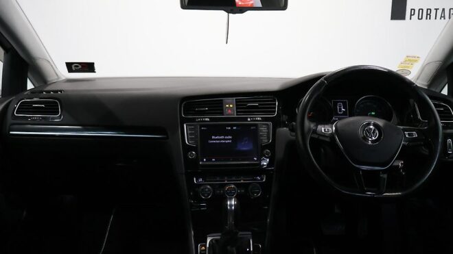 2014 Volkswagen Golf 1.4L TSI Highline OZ Racing Wheels image 311884