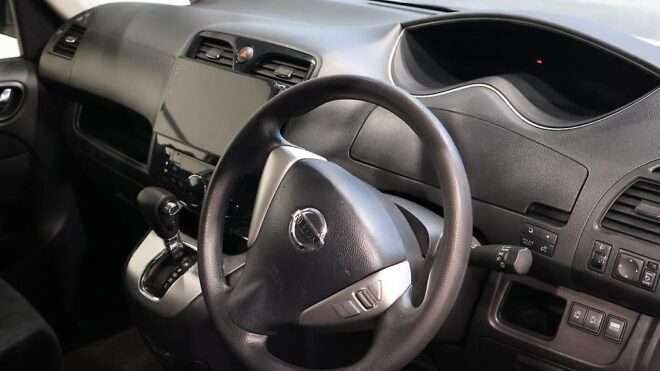 2013 Nissan Serena S-HYBRID Highway Star, Cruise Control, Reverse Camera image 310227