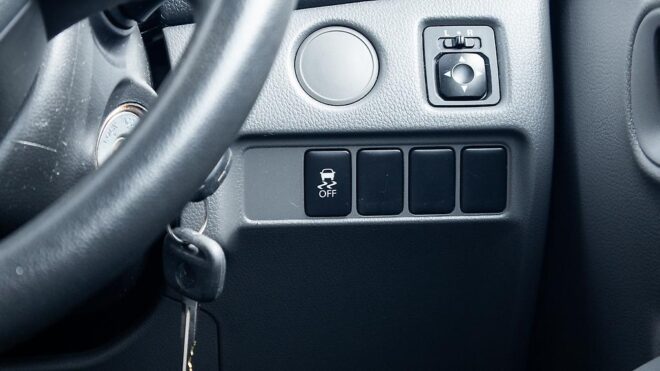 2018 Mitsubishi Triton DC GLXR 5AT 2.4D/5AT 2WD NZ NEW image 311956