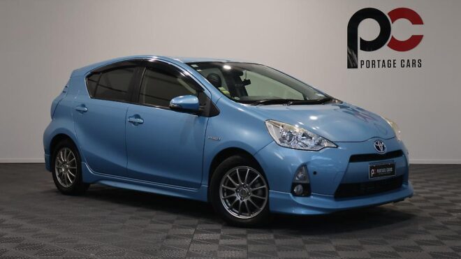 2014 Toyota Aqua G Model – Push Button Start, Reverse Camera image 310277