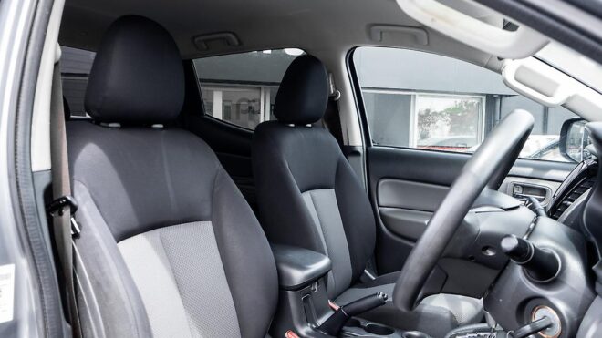 2018 Mitsubishi Triton DC GLXR 5AT 2.4D/5AT 2WD NZ NEW image 311951