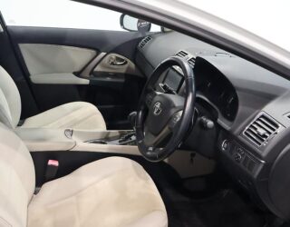 2012 Toyota Avensis Wagon Li image 311816