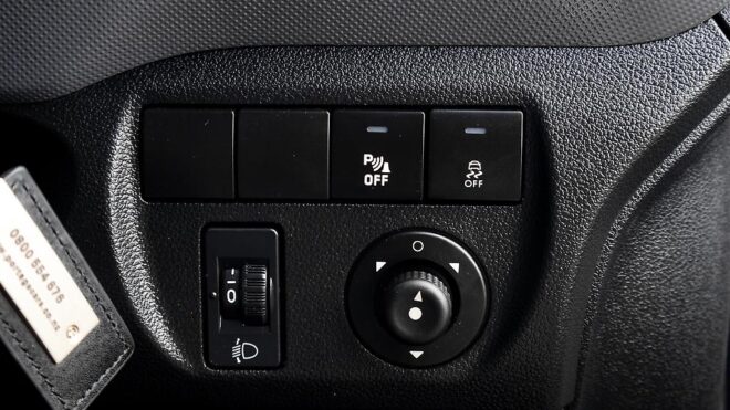 2016 Peugeot Partner 1.6 LWB, 5 SPD Manual, 3 seater NZ NEW image 311252