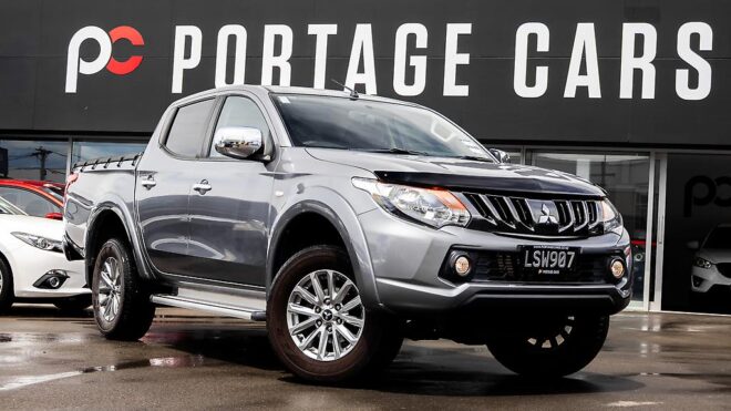 2018 Mitsubishi Triton DC GLXR 5AT 2.4D/5AT 2WD NZ NEW image 311941