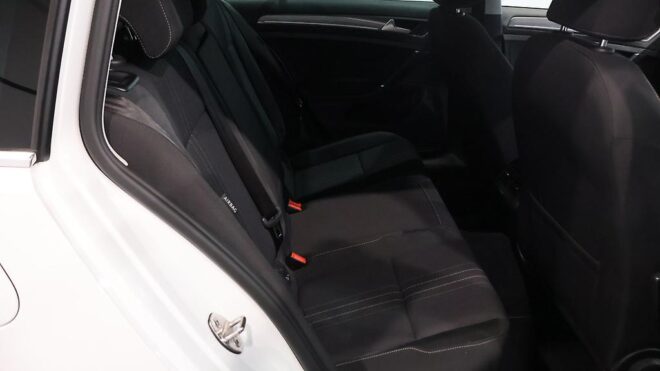 2016 Volkswagen Golf TSI ALLTRACK, NZ Radio image 310013