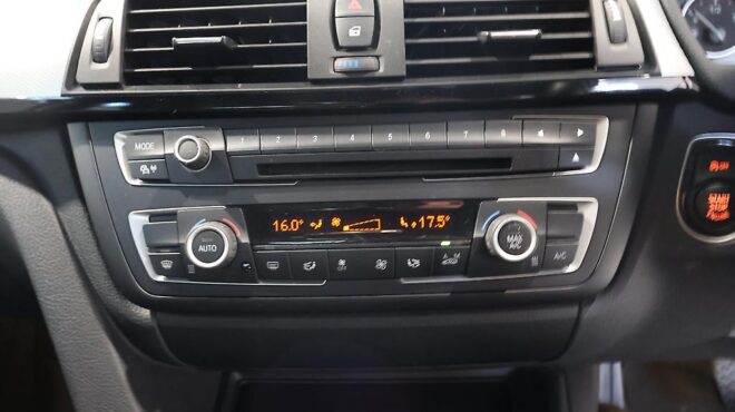 2013 Bmw 320i Motorsport image 312595