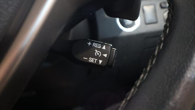 2012 Toyota Avensis Wagon Li image 311822