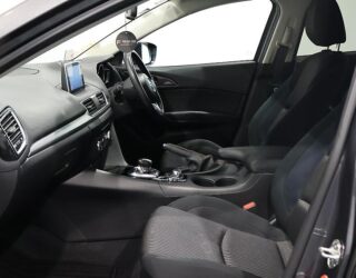 2014 Mazda Axela Hybrid image 310479