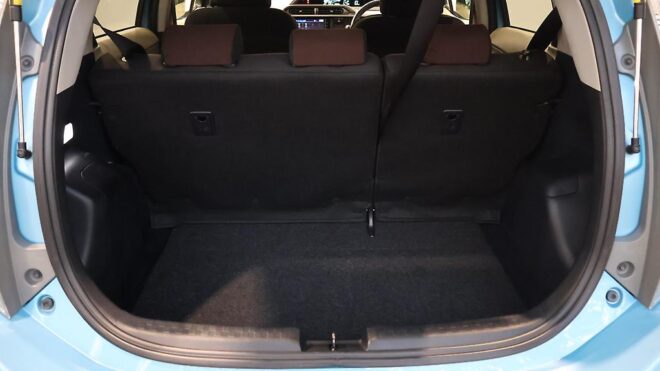 2014 Toyota Aqua G Model – Push Button Start, Reverse Camera image 310284