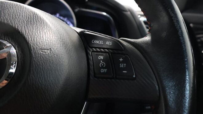 2014 Mazda Axela Hybrid image 310483