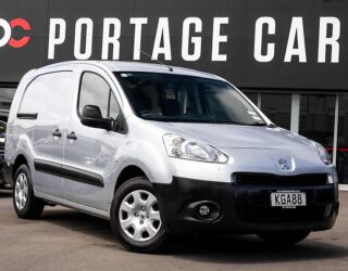 2016 Peugeot Partner 1.6 LWB, 5 SPD Manual, 3 seater NZ NEW image 311235