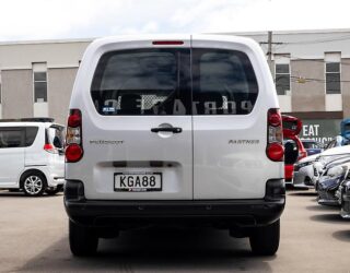 2016 Peugeot Partner 1.6 LWB, 5 SPD Manual, 3 seater NZ NEW image 311239