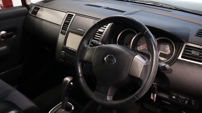 2012 Nissan Tiida Latio image 313117