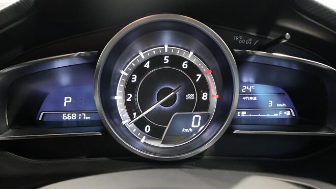 2013 Mazda Axela Sports 20S Touring image 311413