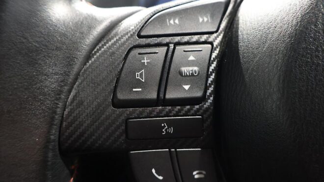 2013 Mazda Axela Sports 20S Touring image 311416