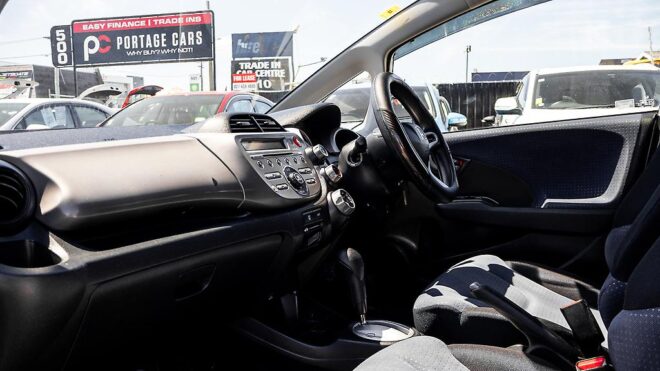 2009 Honda Fit S model slick design image 309439