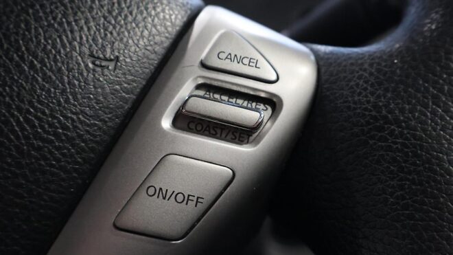 2013 Nissan Serena S-HYBRID Highway Star, Cruise Control, Reverse Camera image 310228