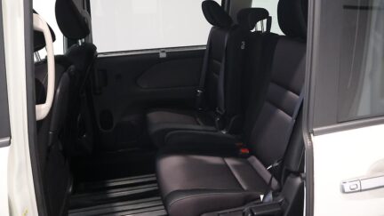 2016 Nissan Serena Hybrid Highway Star Pro-Pilot Edition image 319441