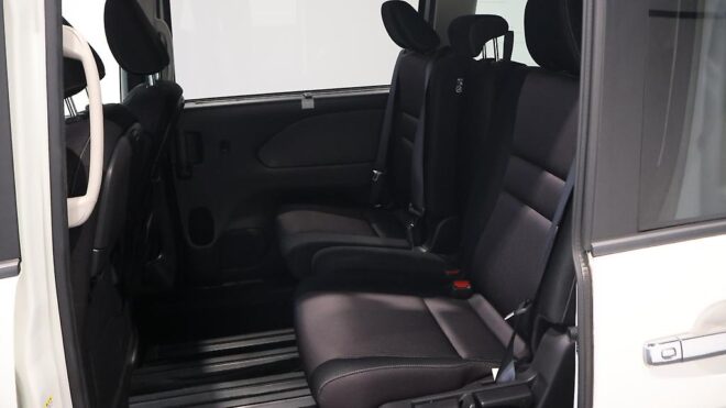 2016 Nissan Serena Hybrid Highway Star Pro-Pilot Edition image 319441