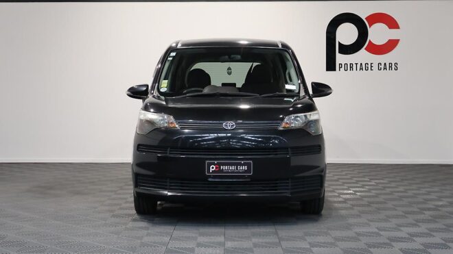 2015 Toyota Spade F Package, Push Start, Reverse Camera, Electric Sliding Door image 310872