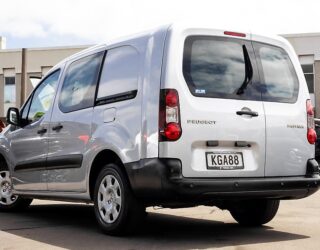 2016 Peugeot Partner 1.6 LWB, 5 SPD Manual, 3 seater NZ NEW image 311240