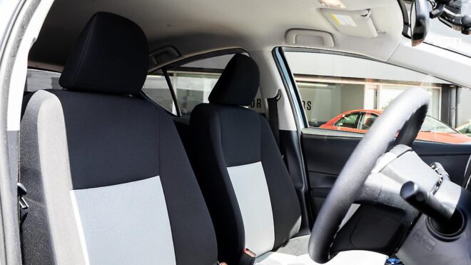 2014 Toyota Aqua S model Hybrid, Push Start, Low KMS image 309192