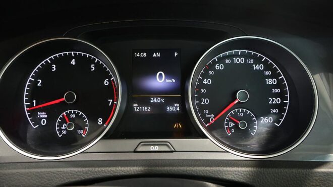 2016 Volkswagen Golf TSI ALLTRACK, NZ Radio image 310016