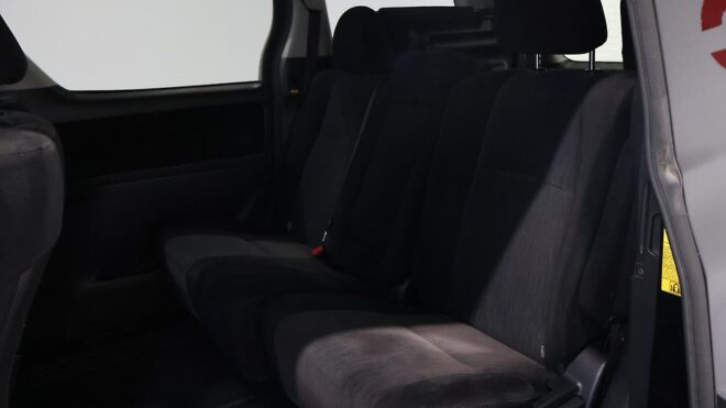 2012 Toyota Vellfire TRD 2.4Z image 311714