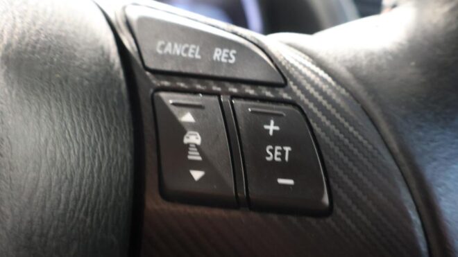 2013 Mazda Axela Sports 20S Touring image 311412